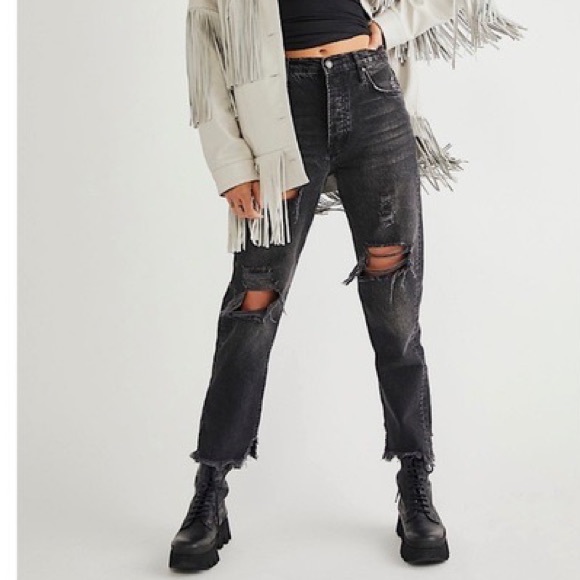 Free People We The Free Tapered Baggy Boyfriend Distressed Jeans Obsidian NEW - Picture 1 of 16